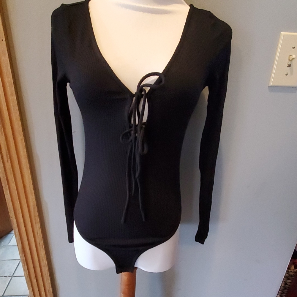 🖤Black long sleeve bodysuit
